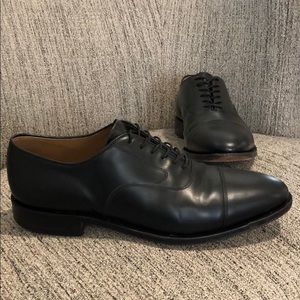Johnston & Murphy Lace-up Oxford